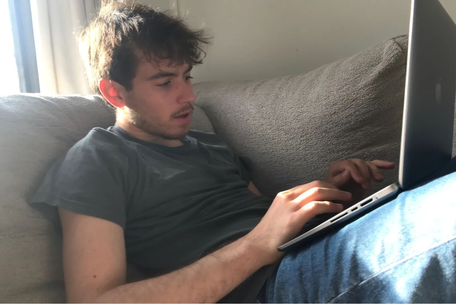 Marcus auf der Couch - Der Moment der Erkenntnis